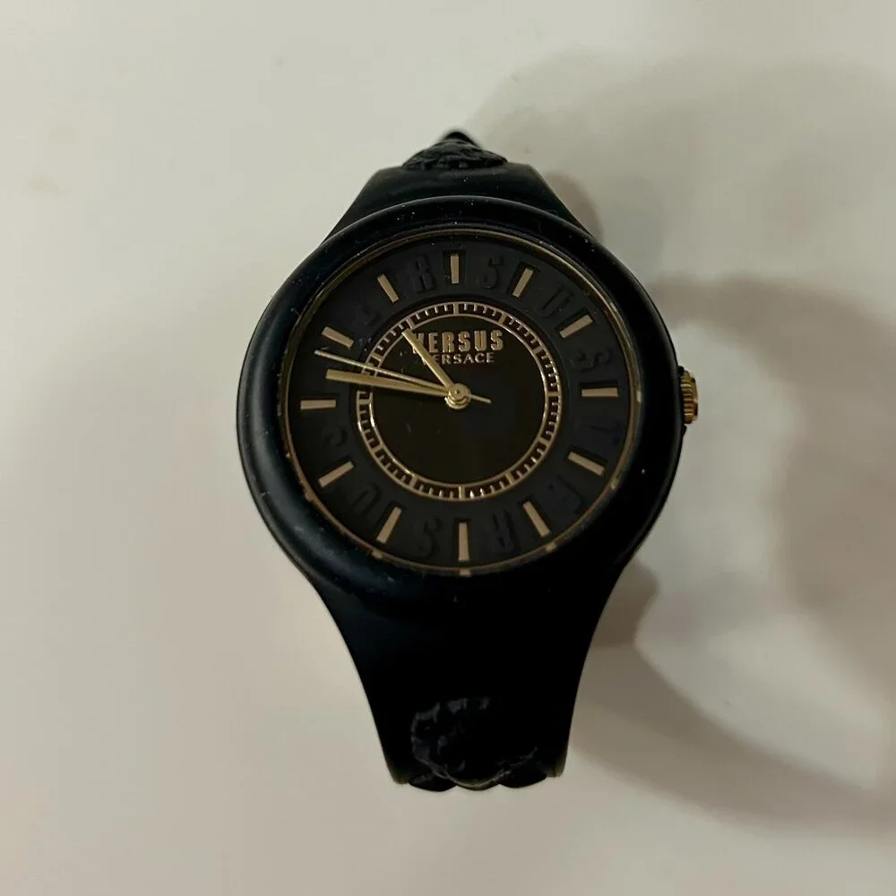 Versace Versus Fire Island Women's Fashion Watch - Picture 1 of 3
